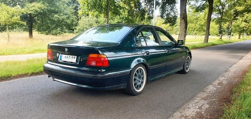 Grün Gebraucht 1999 BMW 535 Limousine | 5.222 € (Superpreis) - Bild 1/1