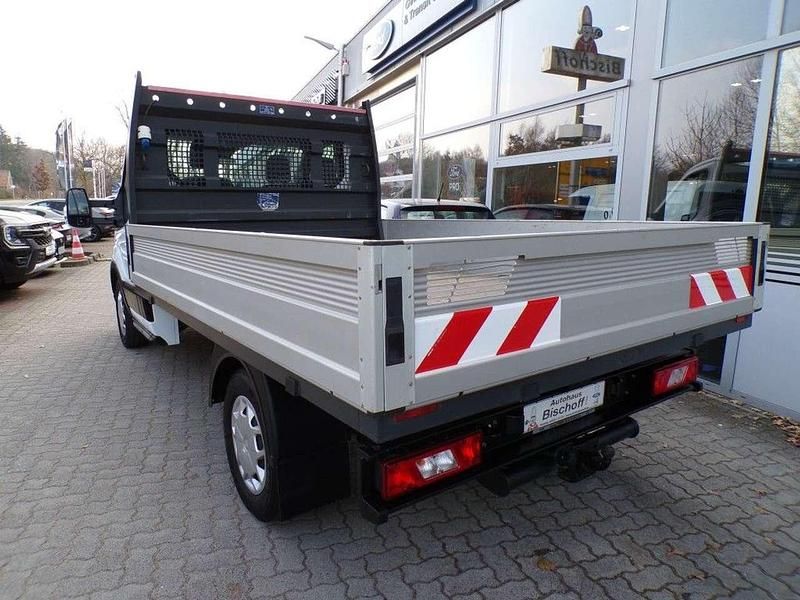Gebraucht Ford Transit Trend 131 PS (96 kW) 2022 Frozen white Van / Kleinbus