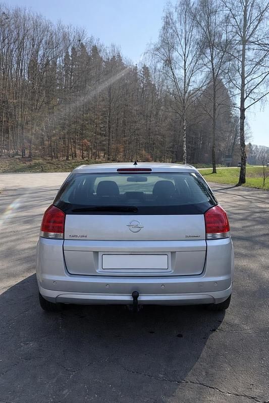 Gebraucht Opel Signum 155 PS (114 kW) 2008 Silber Kleinwagen