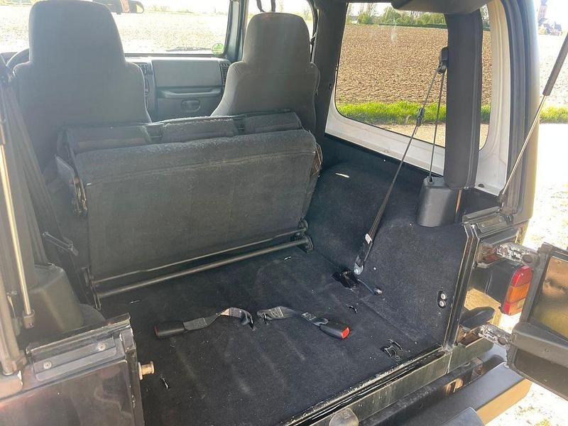 Gebraucht Jeep Wrangler Sport 143 PS (105 kW) 2004 Schwarz SUV