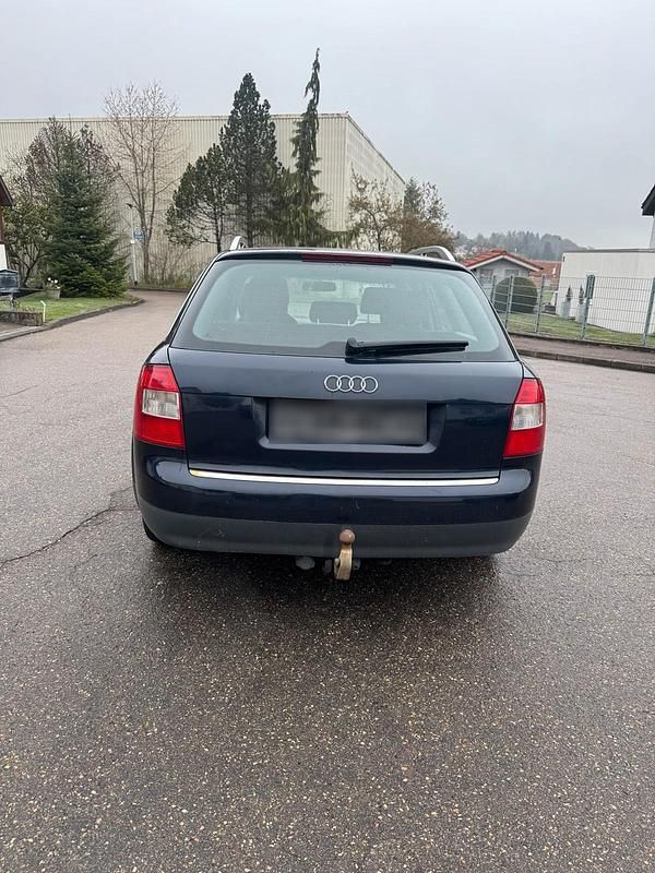 Usata Audi A4 131 CV (96 kW) 2002 Blu Station wagon