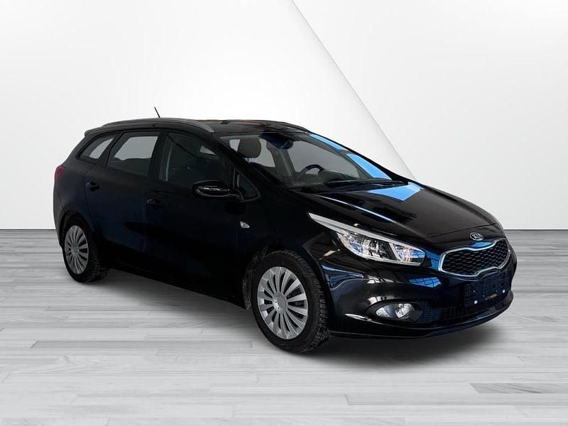 Gebraucht Kia Ceed 128 PS (94 kW) 2015 Schwarz Kleinwagen