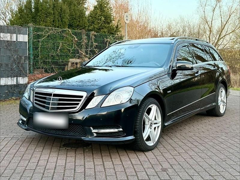 Gebraucht Mercedes E350 AMG 265 PS (194 kW) 2012 Schwarz Kombi