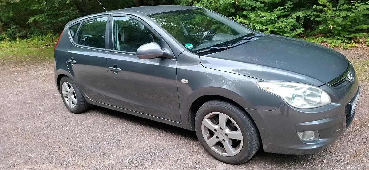 Gebraucht Hyundai i30 125 PS (91 kW) 2007 Grau Kleinwagen