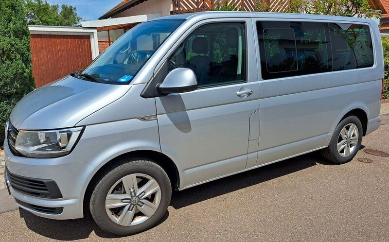 Silber Gebraucht 2016 VW T6 Comfortline Van | 28.490 € (Superpreis) - Bild 1/4