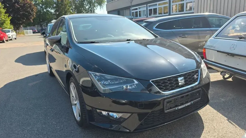 Gebraucht Seat Leon FR 140 PS (102 kW) 2014 Schwarz Limousine