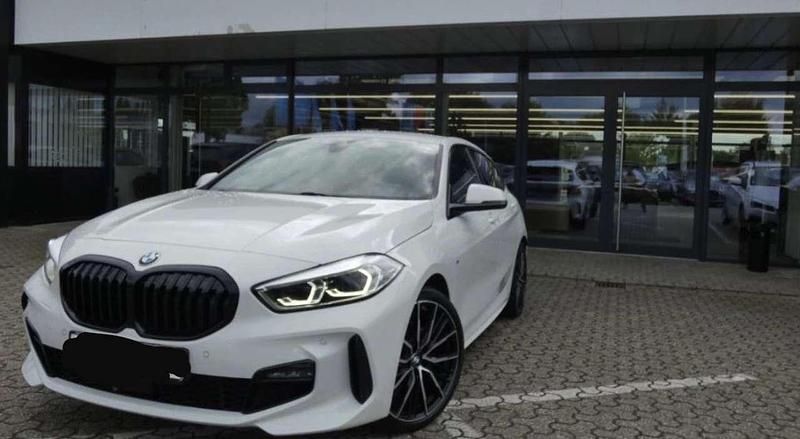 Weiß Gebraucht 2019 BMW 118 M Sport Kleinwagen | 18.600 € (Fairer Preis) - Bild 1/4