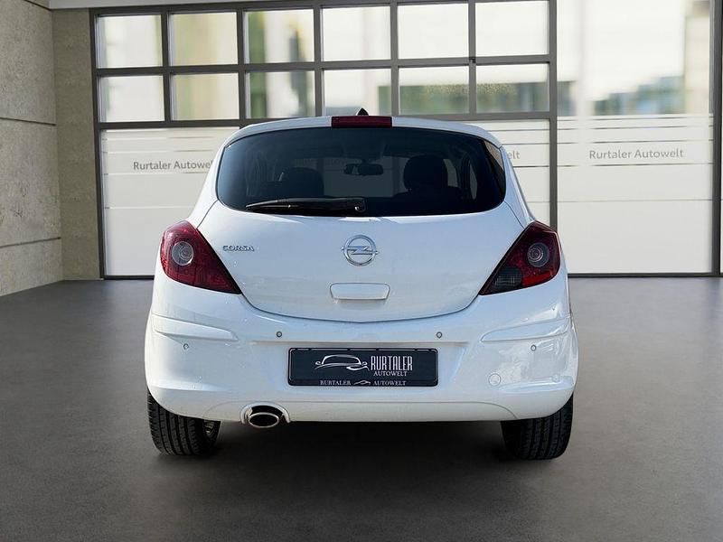 Gebraucht Opel Corsa Color Edition 87 PS (63 kW) 2014 Weiß Kleinwagen