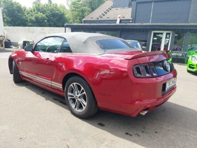 Gebraucht Ford Mustang 309 PS (227 kW) 2013 Rot metallic Cabrio