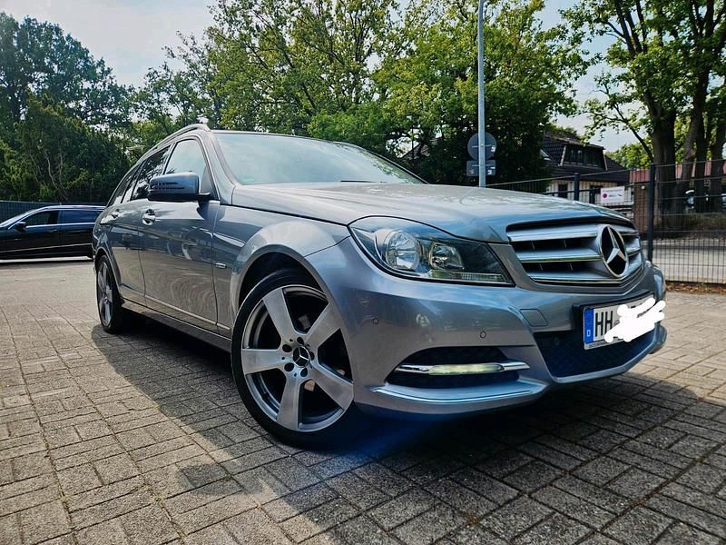 Gebraucht 2011 Mercedes C180 Avantgarde Kombi | 6.950 € - Bild 1/4