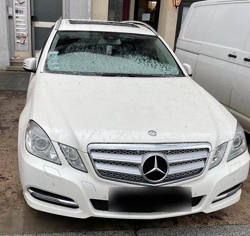 Gebraucht Mercedes E300 231 PS (169 kW) 2012 Weiß Kombi
