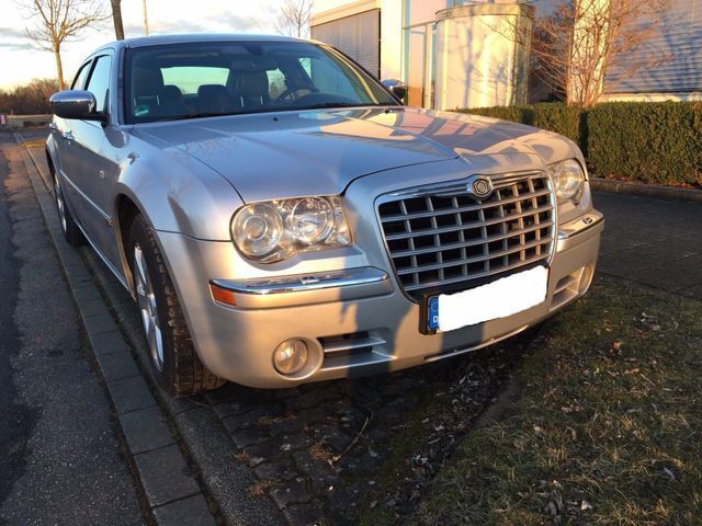 Gebraucht Chrysler 300C 339 PS (249 kW) 2004 Silber metallic Limousine