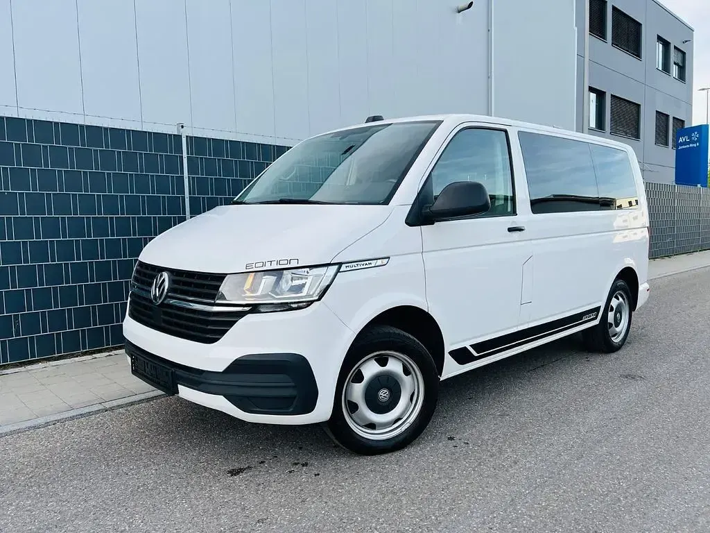 Second-hand VW Multivan 150 CP (110 kW) 2021 Alb Monovolum