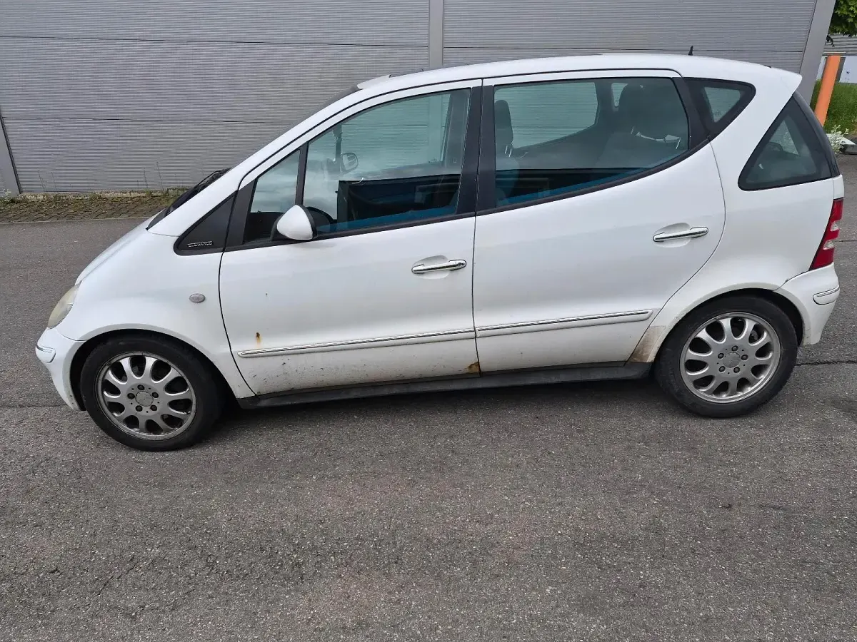 Gebraucht Mercedes A190 2002 Weiß Kleinwagen