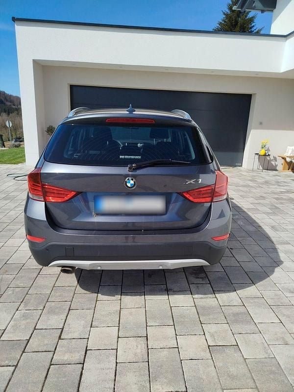 Usata BMW X1 143 CV (105 kW) 2012 Grigio SUV
