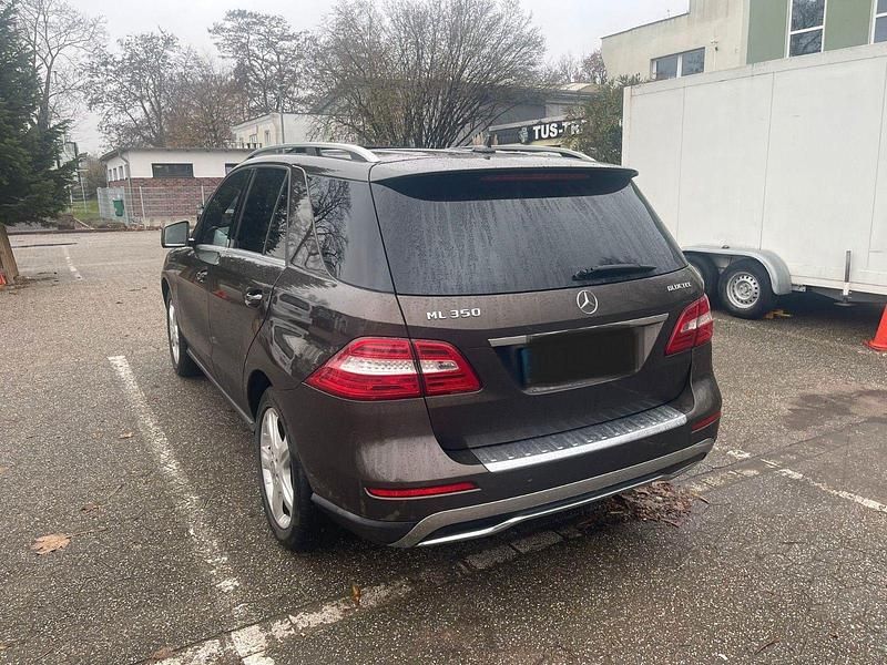Gebraucht Mercedes ML350 258 PS (189 kW) 2014 Braun SUV