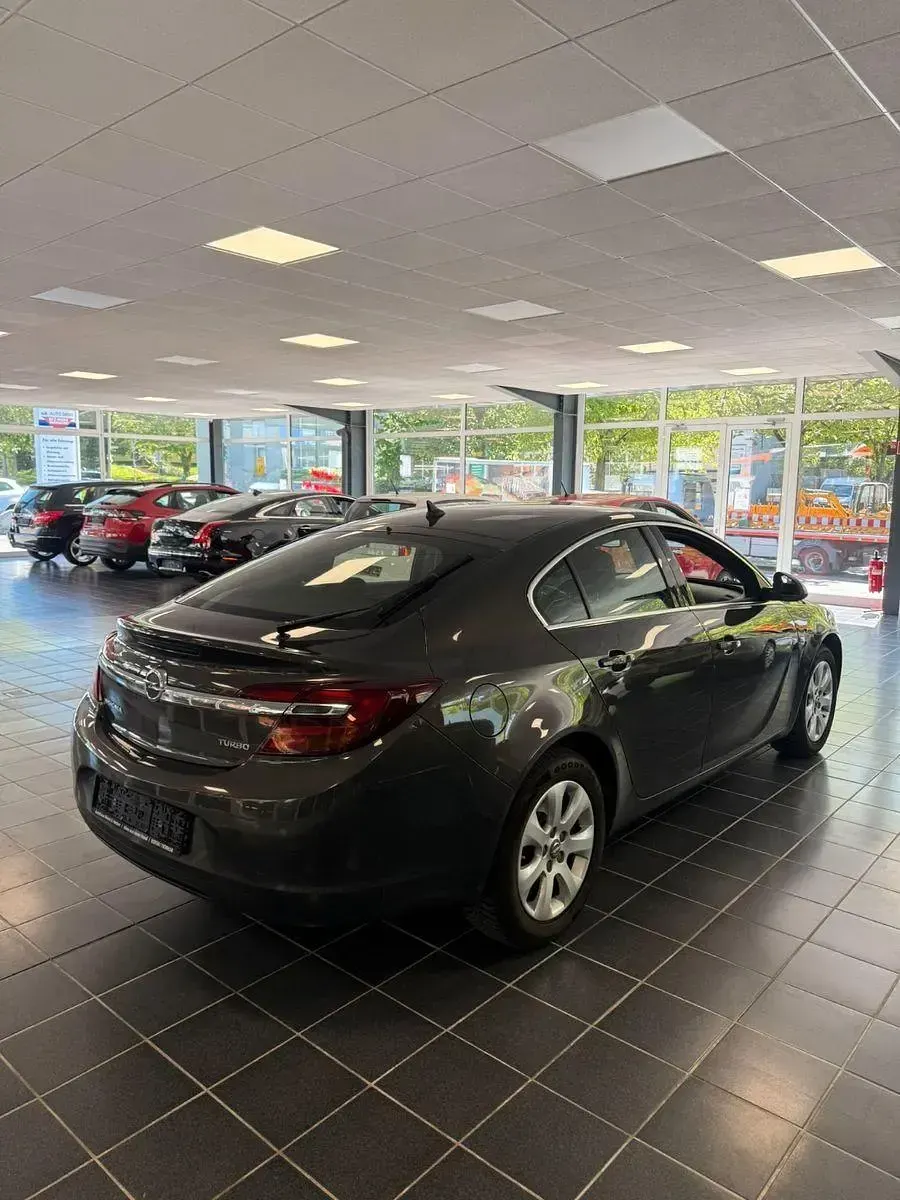 Gebraucht Opel Insignia Innovation 170 PS (125 kW) 2015 Grau Limousine