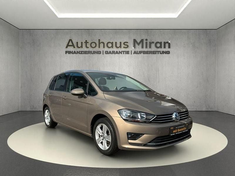 Gebraucht VW Golf 110 PS (80 kW) 2015 Gold SUV
