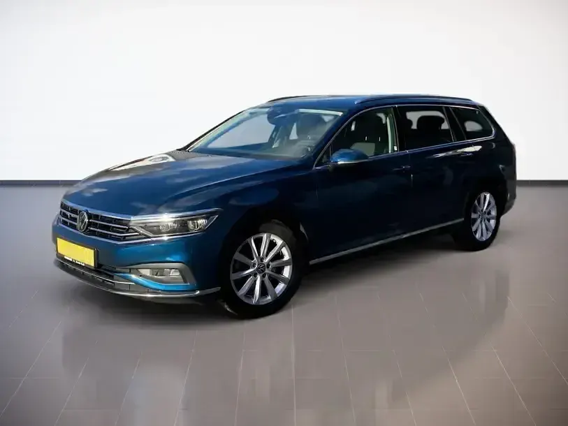 Używany VW Passat 150 KM (110 kW) 2024 Niebieski Kombi