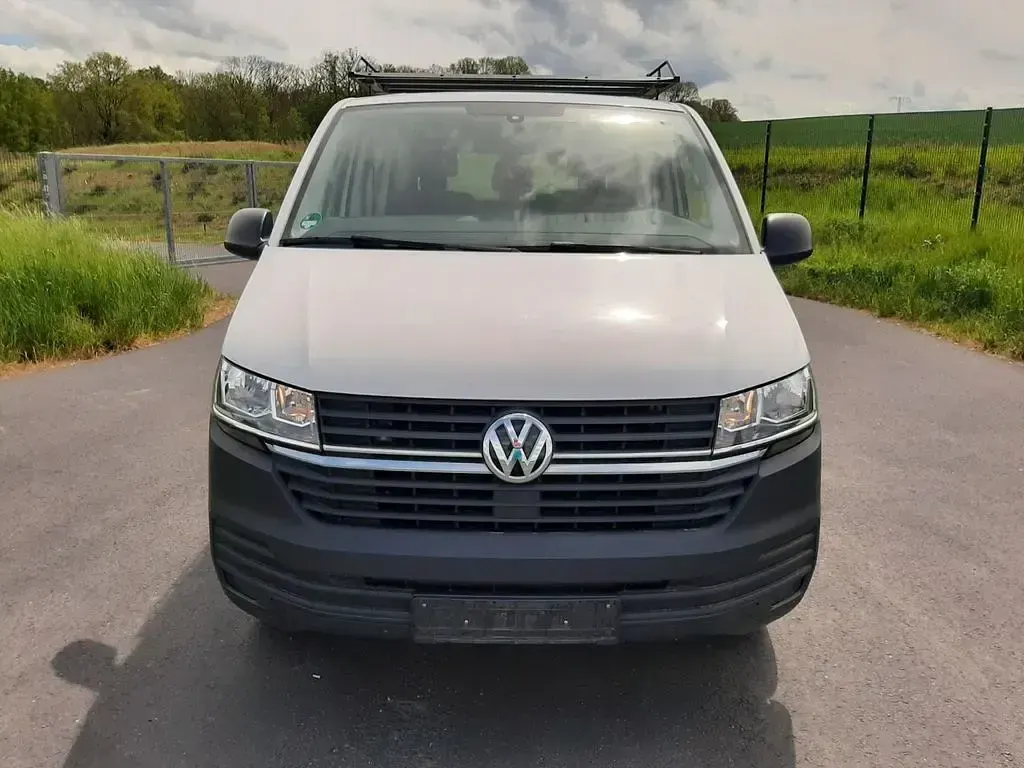 Gebraucht VW Transporter 110 PS (80 kW) 2022 Weiß Van
