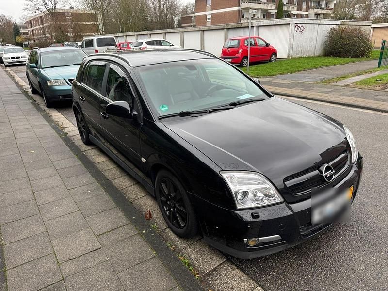 Schwarz Gebraucht 2004 Opel Signum Kleinwagen | 650 € (Fairer Preis) - Bild 1/4