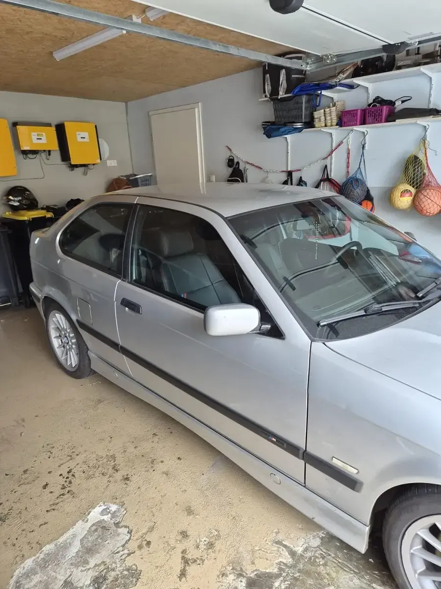 Gebraucht BMW 323 170 PS (125 kW) 1999 Silber Coupé