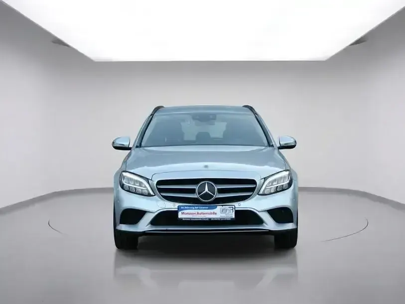 Gebraucht Mercedes C200 160 PS (117 kW) 2021 Iridiumsilver, metallic paint Kombi