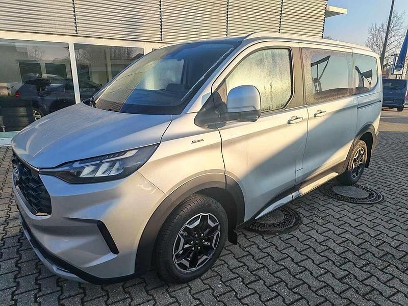 Neu Ford Tourneo Active 170 PS (125 kW) 2025 Moondustsilbermetallic Van / Kleinbus