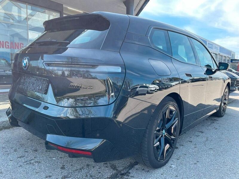 Gebraucht BMW iX Performance 455 kW (619 PS) 2023 Schwarz SUV