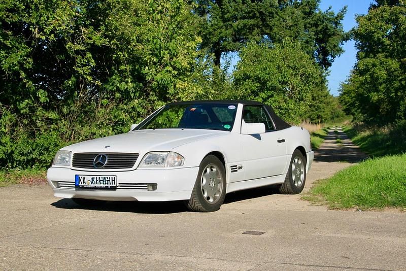 Weiß Gebraucht 1992 Mercedes SL300 Cabrio | 23.700 € - Bild 1/4