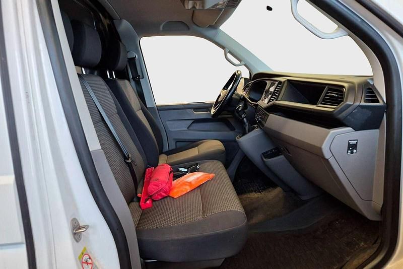 Gebraucht VW Transporter 110 PS (80 kW) 2021 Weiß Van