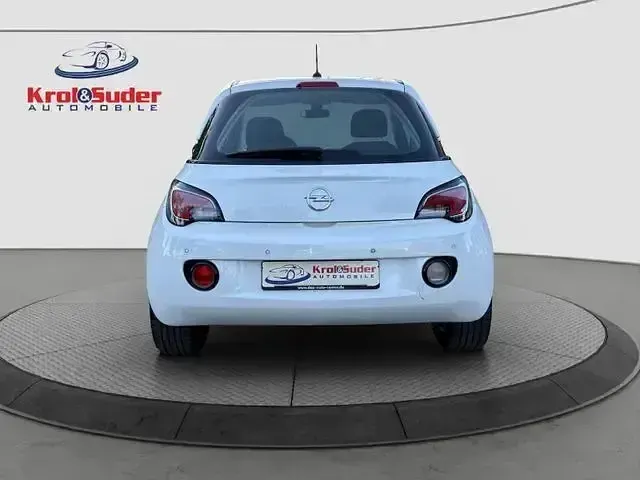 Używany Opel Adam Jam 110 KM (80 kW) 2015 Biały Hatchback
