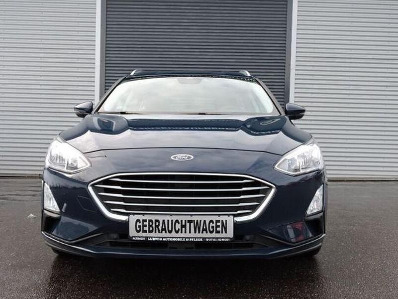 Gebraucht Ford Focus Cool & Connect 120 PS (88 kW) 2019 Blau Limousine