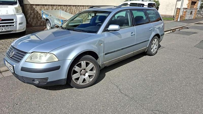 Gebraucht VW Passat 131 PS (96 kW) 2002 Grau Kombi