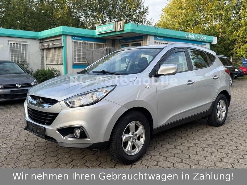 Silber Gebraucht 2013 Hyundai ix35 Edition SUV | 6.990 € (Fairer Preis) - Bild 1/4