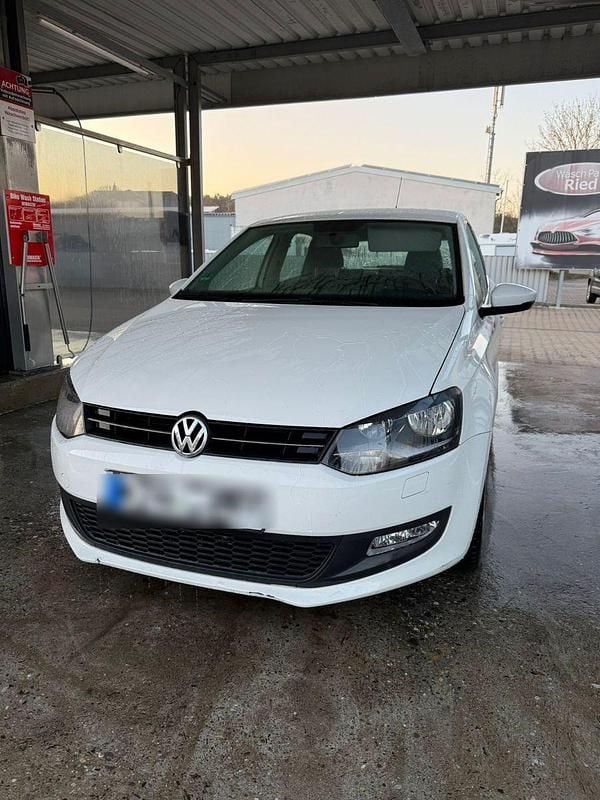 Weiß Gebraucht 2011 VW Polo Kleinwagen | 4.500 € (Fairer Preis) - Bild 1/4