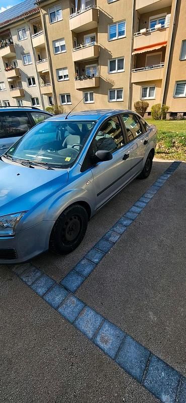 Gebraucht Ford Focus 115 PS (84 kW) 2006 Blau Limousine