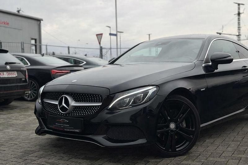 Gebraucht Mercedes C250 Edition 1 204 PS (150 kW) 2016 Obsidianschwarz Coupé