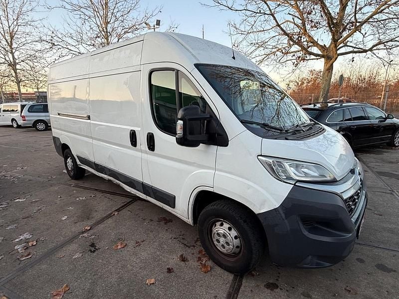 Weiß Gebraucht 2018 Citroën Jumper Business Class Van / Kleinbus | 8.700 € (Superpreis) - Bild 1/4