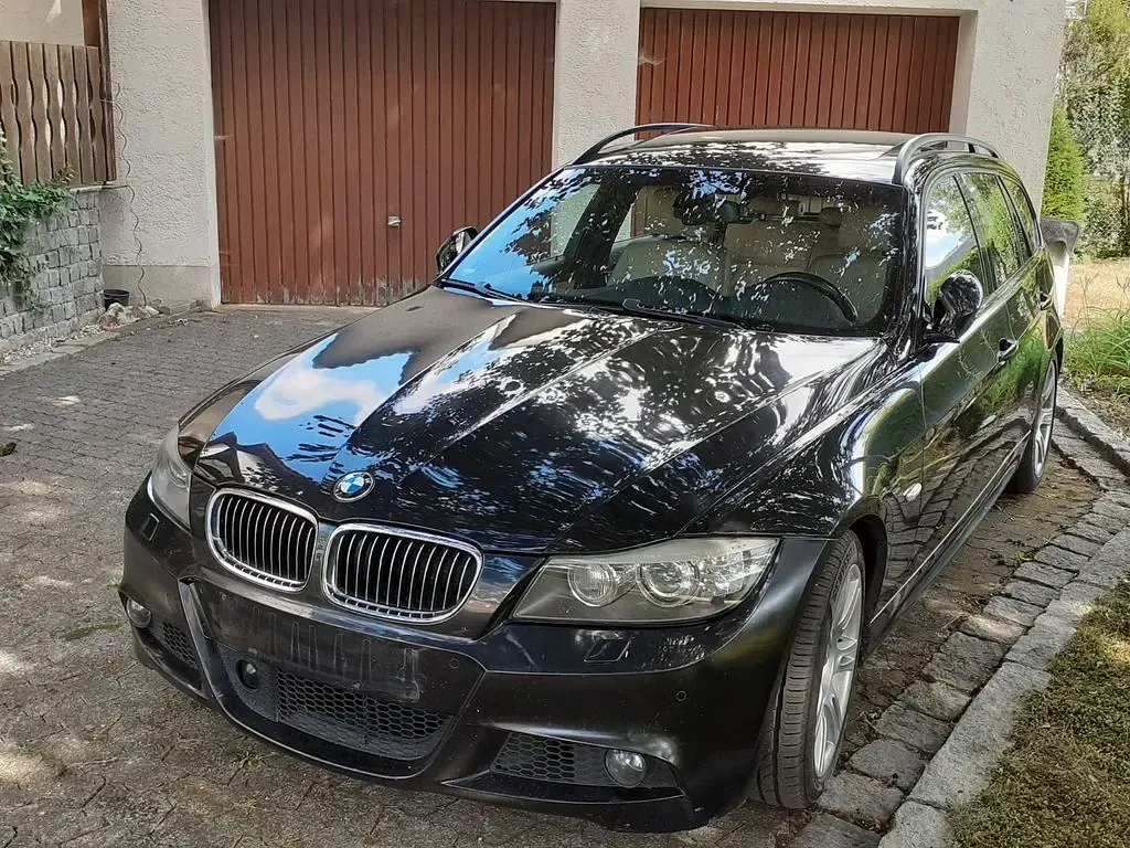 Gebraucht BMW 325 Performance 218 PS (160 kW) 2009 Schwarz Kombi