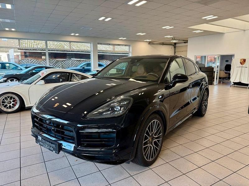 Gebraucht Porsche Cayenne Coupe 460 PS (338 kW) 2022 Schwarz Coupé