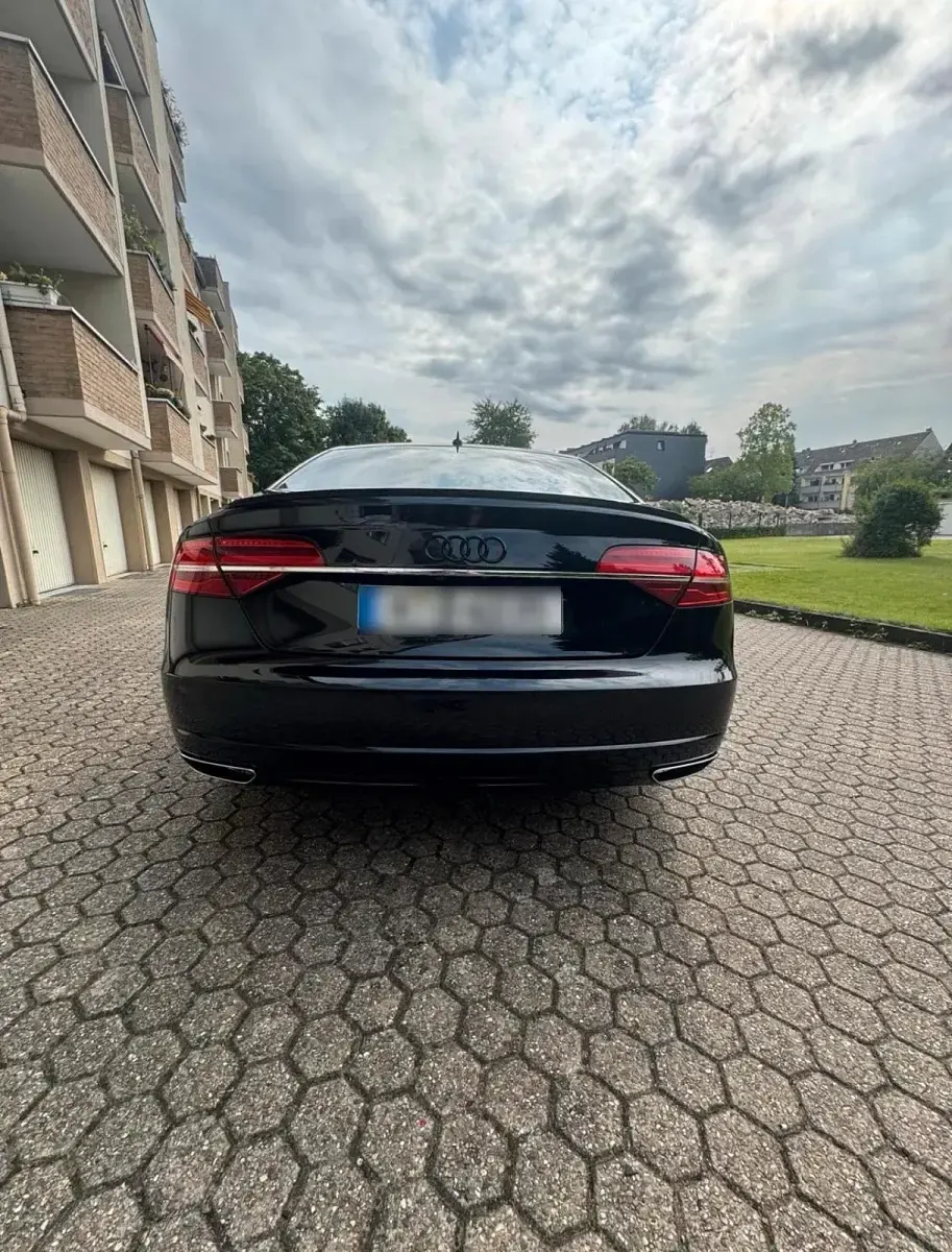 Gebraucht Audi A8 440 PS (323 kW) 2015 Schwarz Limousine