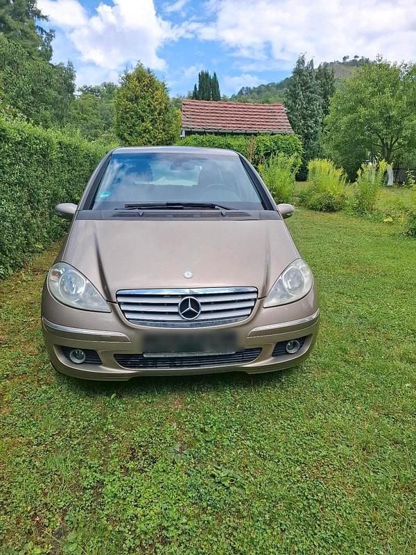 Gold Gebraucht 2005 Mercedes A200 Limousine | 1.500 € (Guter Preis) - Bild 1/4