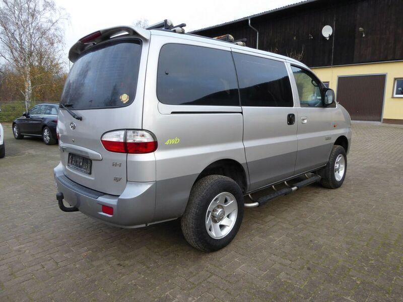 Gebraucht Hyundai H-1 140 PS (102 kW) 2006 Silber Van / Kleinbus