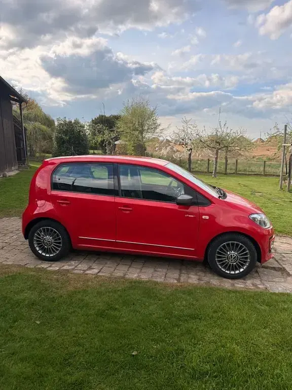 Usata VW up! 75 CV (55 kW) 2013 Rosso Utilitaria
