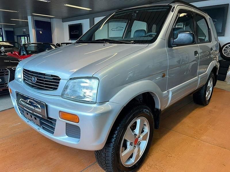 Silber Gebraucht 1998 Daihatsu Terios SUV | 5.950 € - Bild 1/4