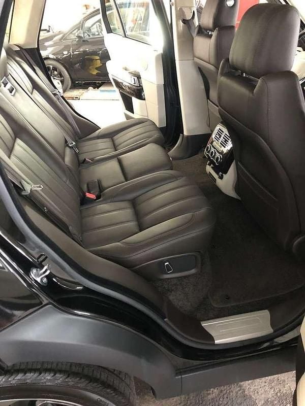 Gebraucht Land Rover Range Rover Vogue 340 PS (250 kW) 2014 Schwarz SUV