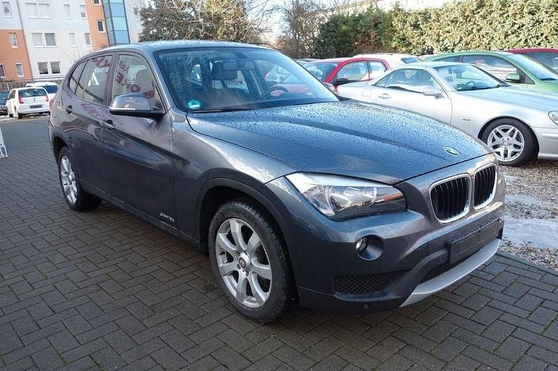 Gebraucht BMW X1 Sport Line 143 PS (105 kW) 2013 Grau SUV