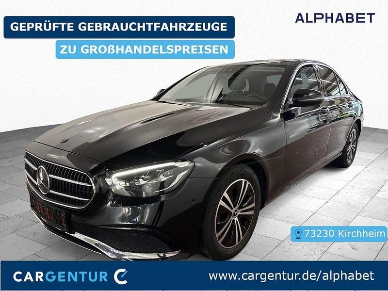 Schwarz Gebraucht 2022 Mercedes E220 Avantgarde Limousine | 32.997 € (Fairer Preis) - Bild 1/2