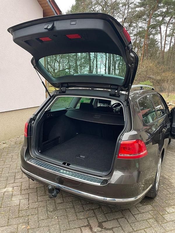 Gebraucht VW Passat R-line 140 PS (102 kW) 2014 Braun Kombi